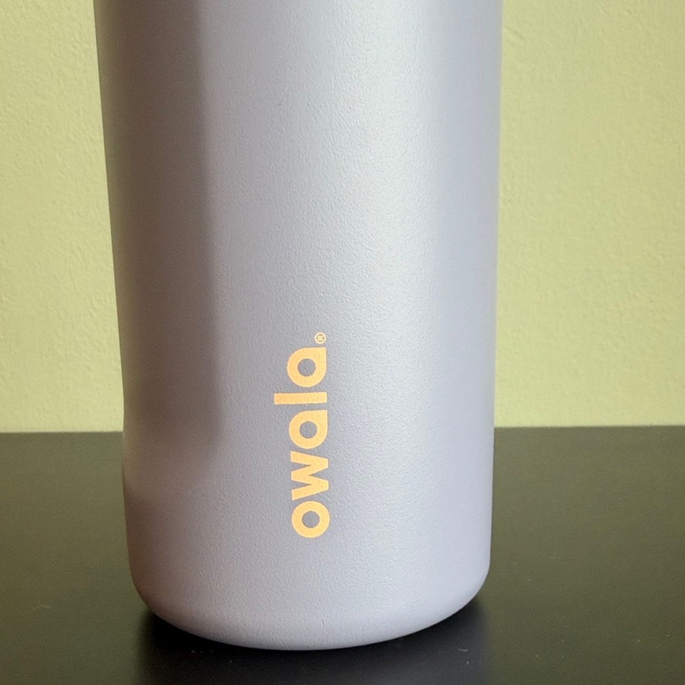 Owala Purple and Pink Water Bottle 24oz - Picture 2 of 9